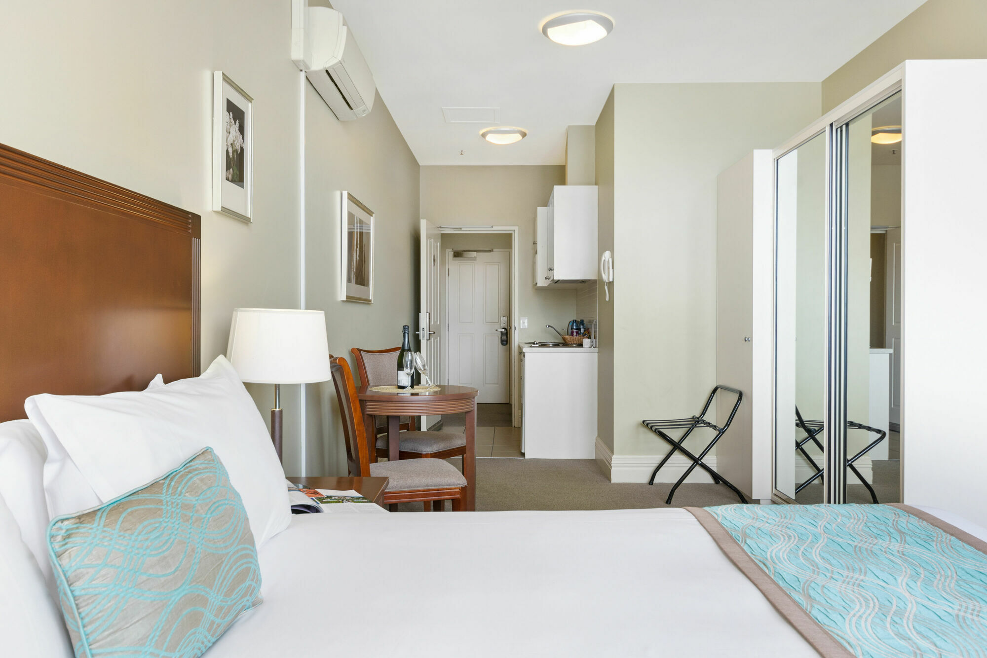 Launceston Central Apartment Hotel Official Interior foto